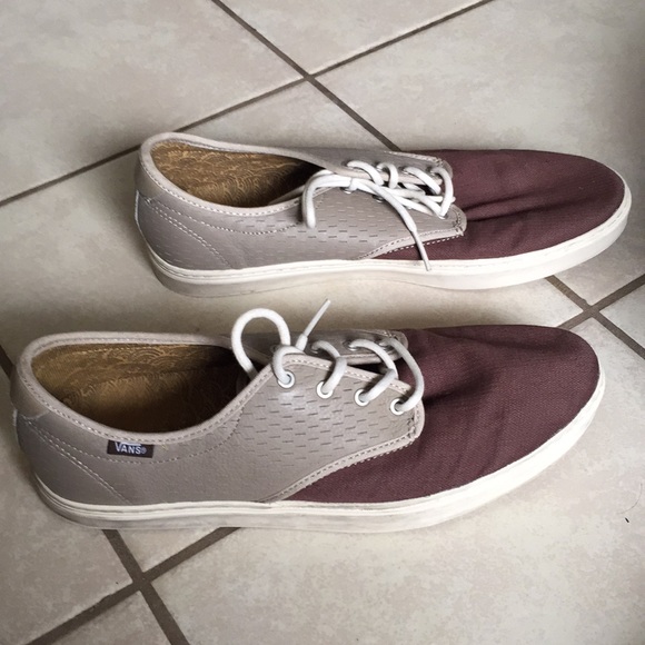 Brown and tan men’s vans - Picture 2 of 4